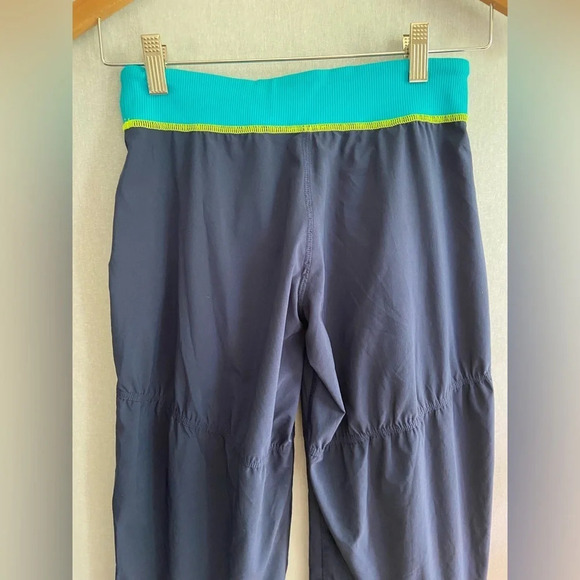 Ivivva Athletica studio dance lightweight  pants Sz 14 - Picture 4 of 9